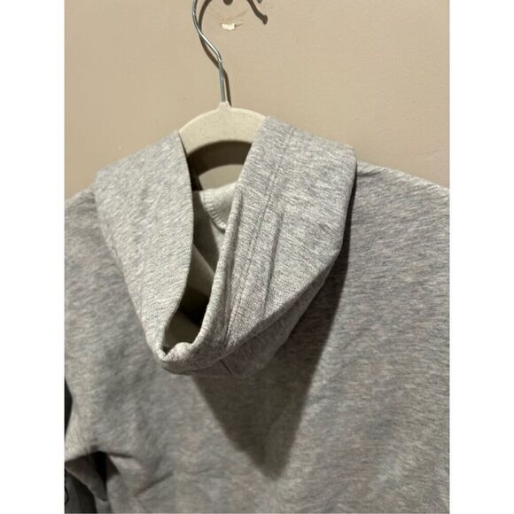 JEAN-MICHEL BASQUIAT BOYS LARGE 12-14 PEZ DISPENSER HOODIE T-REX DINOSAUR - Picture 7 of 7